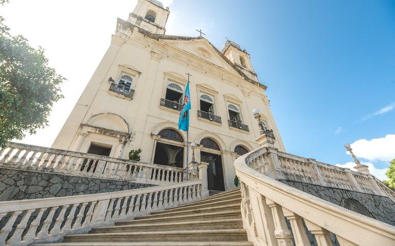 Procissão de Corpus Christi interdita principais ruas do Centro de Maceió