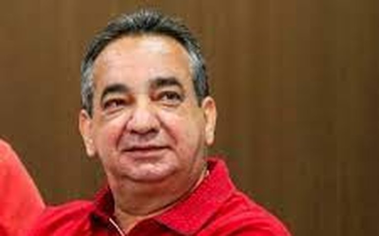 Marcos Barbosa desiste de disputar a presidência do CRB; eleição acontece nesta quarta-feira