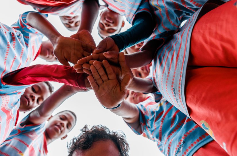 Jovens do interior da Bahia ganham espaço em grandes clubes e mostram como o futebol pode transformar vidas