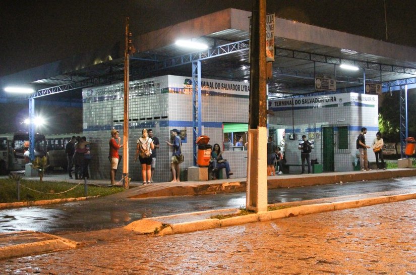 Terminal do Salvador Lyra proporciona comodidade à população
