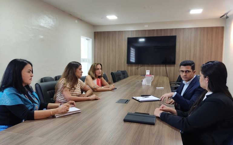 Polícia Científica se reúne com Sesau e Seplag para tratar de laudo de avaliação de insalubridade