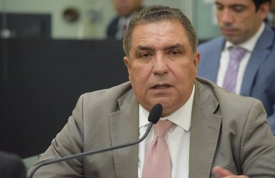 Inácio Loiola requer flexibilização no funcionamento de salões de beleza e barbearias