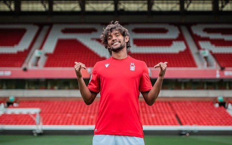 Com time misto, Atlético-MG bate Cuiabá e vira líder provisório do Brasileirão