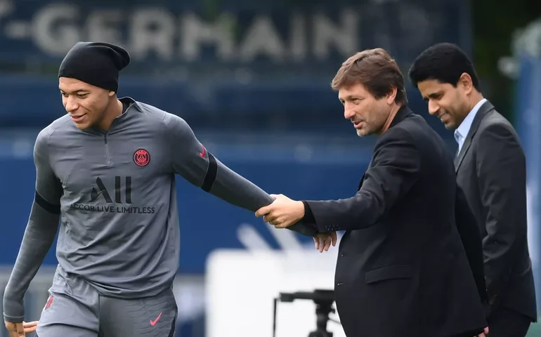 Leonardo, ex-dirigente do PSG, critica Mbappé: 'Chegou o momento de sair. Não é um líder'