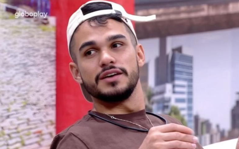 João Pedro diz quem colocará na mira no 'BBB 25', e Renata questiona: 'Não foi tendencioso?'