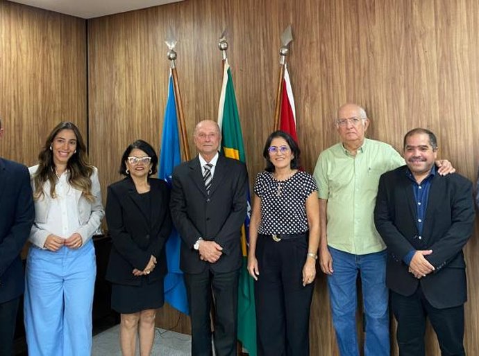 Presidente do TCE/AL assina Acordo de Cooperação Técnica com o CRC