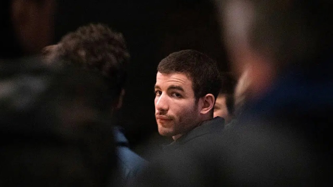 ‘Arthur.Rambo’, amado e destruído pela mídia