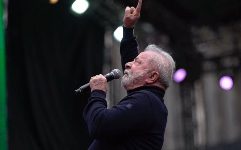 Campanha de Lula cria perfis nas redes sociais direcionados a evangélicos