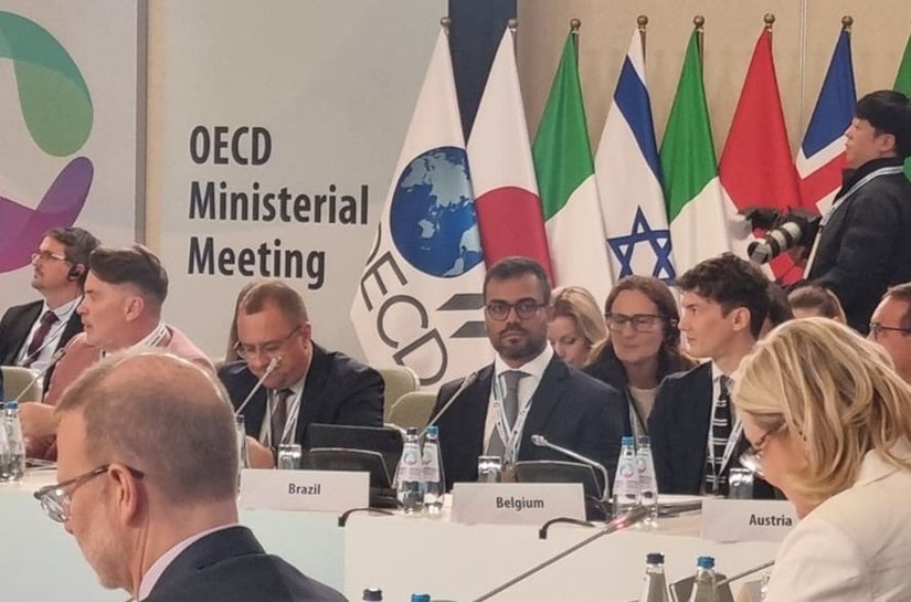 Brasil e Polônia reforçam cooperação em políticas regionais durante reunião da OCDE