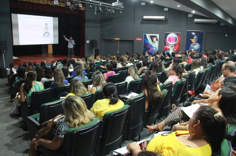 Arapiraca: Seminário aborda temas voltados para diversidade em sala