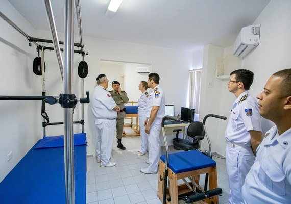 Diretoria de saúde da Polícia Militar de Alagoas inaugura sala de pilates e entrega nova ambulância