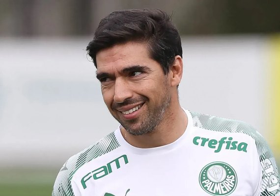 Abel Ferreira cita Lewis Hamilton e faz desabafo contra críticos