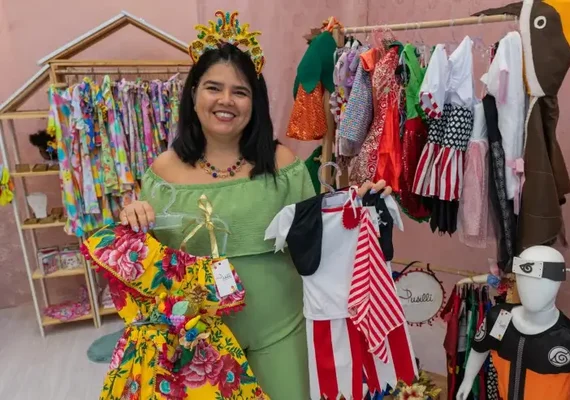 Empreendedora une imaginação e conforto para criar fantasias infantis