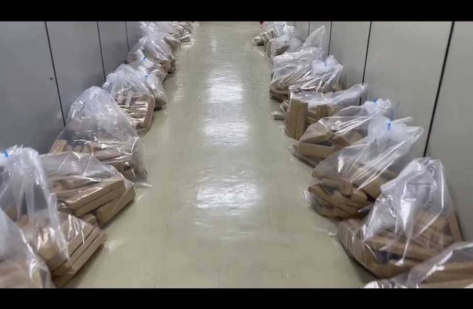 Traficante que viria a Sergipe é preso em SP com mais de duas toneladas de drogas.jpg