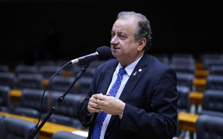 Comissão aprova projeto que cria serviço de proteção especial para pessoas com deficiência e idosas