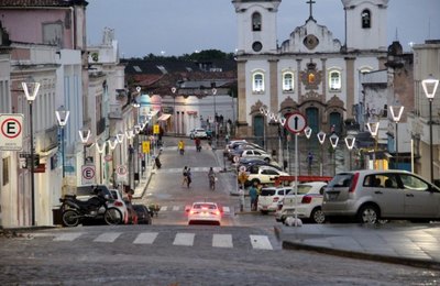 Prefeito de Penedo discute com empresários abertura gradual do comércio