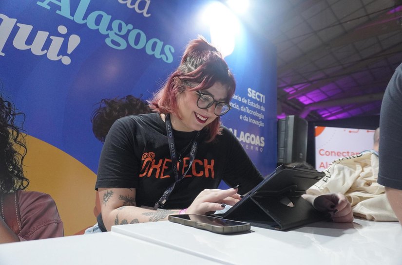 Governo de Alagoas promove ações para fortalecer o ecossistema tecnológico no Roga DX