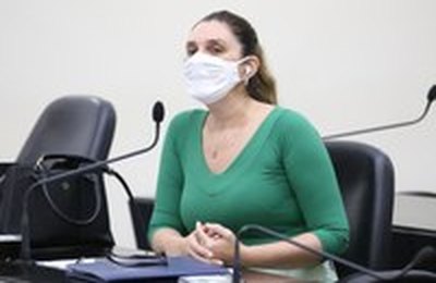 Aprovado projeto que obriga envio de informação ao MP do registro de nascimento realizado por menores de 14 anos