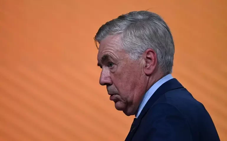 Ancelotti se diz 'emocionado' em treinar Brasil no Maracanã