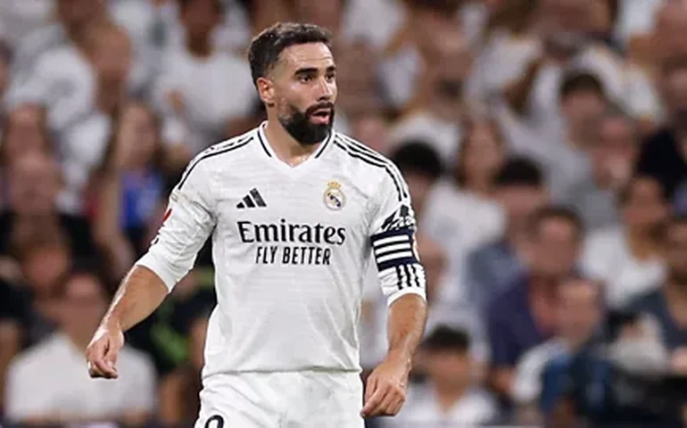 Carvajal fica fora da pré-lista da Espanha para a Copa do Mundo
