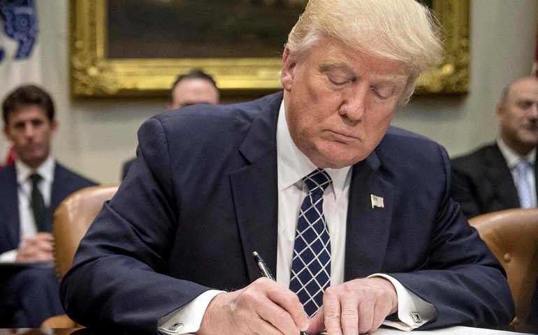 Trump realiza desejo de desfile militar, que ocorre com tranquilidade apesar de protestos