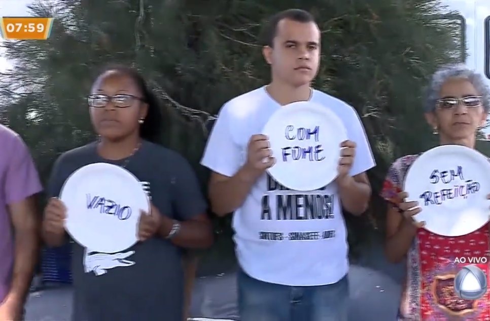 PROTESTO NO HU