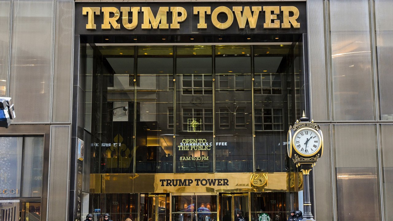 Após atentado, Trump desembarca em NJ enquanto apoiadores cercam 'Trump Tower', em Manhattan