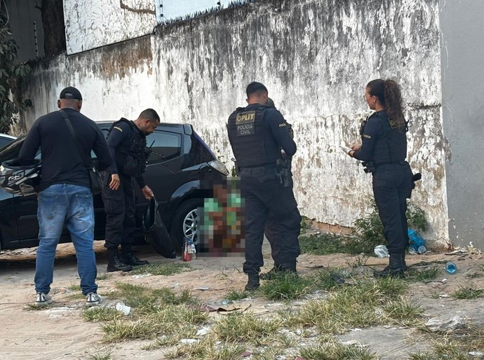Oplit prende mulher em flagrante por furto em farmácia