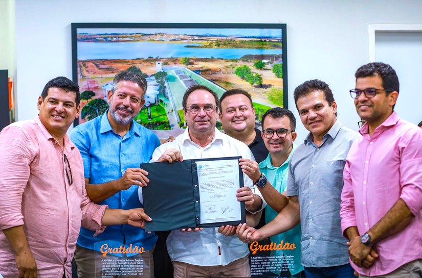 Com apoio de Arthur Lira, prefeito Luciano autoriza pavimentação de mais ruas em Canafístula