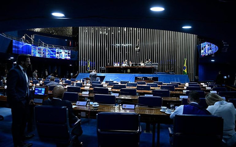 Adiada votação do projeto de simplificação tributária