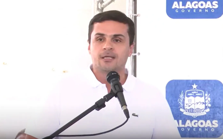 Deputado diz que “oposição só faz criticar por criticar na rede social”. Será?