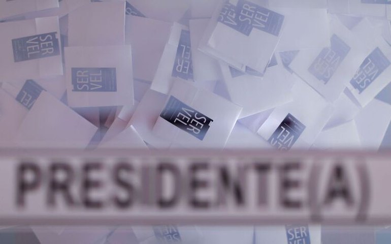 Chile vai para segundo turno polarizado na eleição presidencial