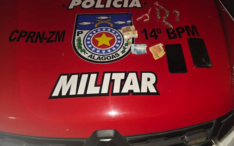 Polícia Militar apreende drogas e veículo adulterado em Jundiá