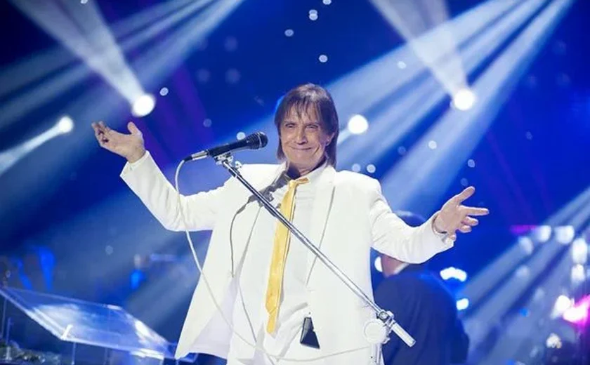 Roberto Carlos lamenta morte de Gal Costa: “Tristeza muito grande”