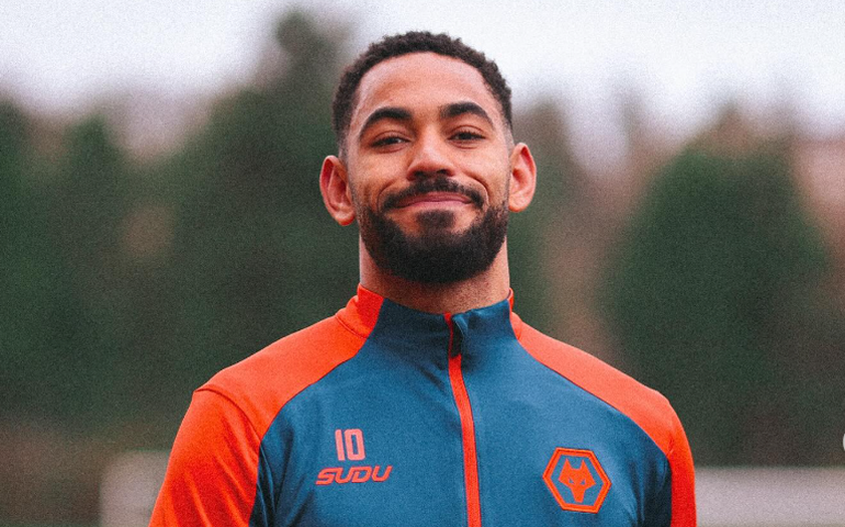 Matheus Cunha faz gol olímpico e abre caminho para vitória do Wolverhampton sobre o United