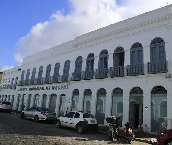 Não é só o partido: suplentes e MP podem derrubar mandatos de vereadores infieis na Câmara de Maceió