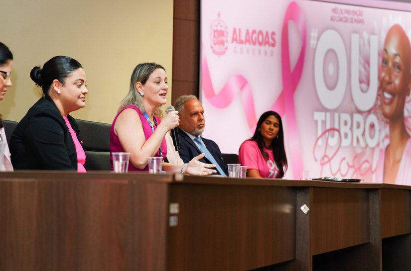 Outubro Rosa: Sesau abre campanha e destaca importância do diagnóstico precoce do câncer de mama
