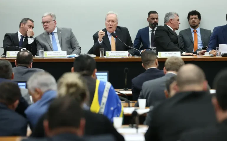 Lula manteve linhas básicas da restrição à saidinha, diz Lewandowski