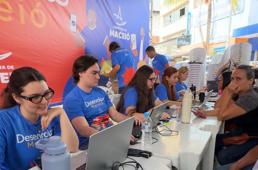 Prefeitura de Maceió faz mais de 5,3 mil atendimentos e fecha acordos que passam de R$ 2,6 milhões no Desenrola Maceió