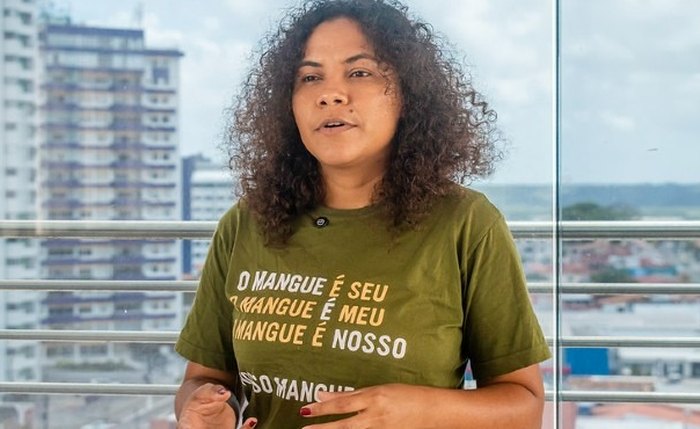 Empreendedora social Mayris Nascimento, do Pontal da Barra, é fundadora do Nosso Mangue