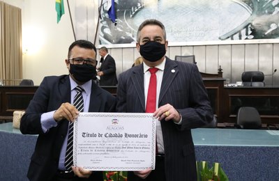 Parlamento alagoano homenageia o vereador Pastor Oliveira com o título de Cidadão Honorário