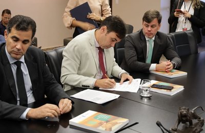 Ministério Público assina acordo para fomentar políticas de alternativas penais em Alagoas