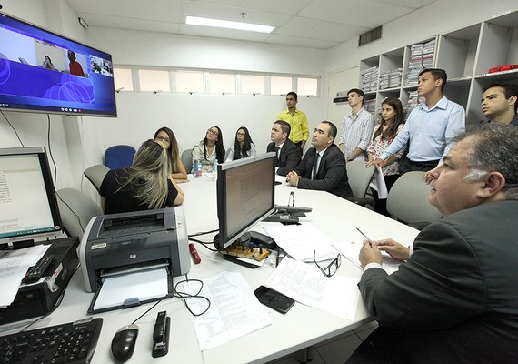 ﻿Judiciário de Alagoas já realizou 1.212 audiências por videoconferência