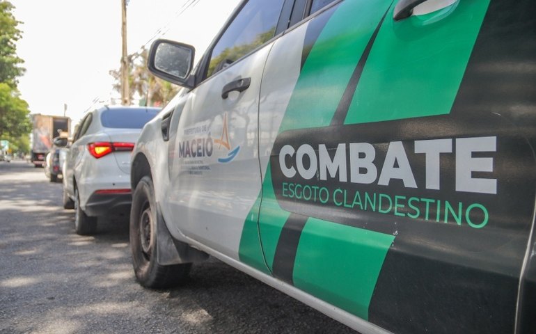 Operação Língua Suja identifica ligação irregular de esgoto da BRK na Ponta Verde