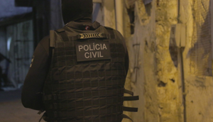 Foragido é suspeito de feminicídio em pousada de Maruim
