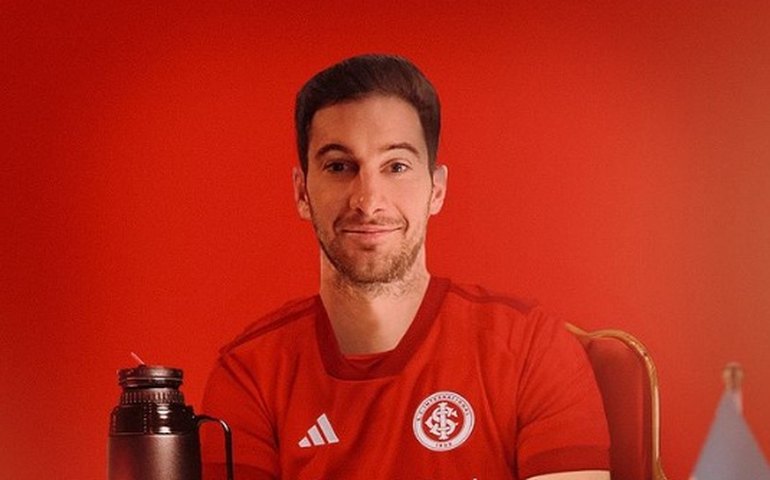 Internacional anuncia a chegada do artilheiro Lucas Alario até dezembro de 2025