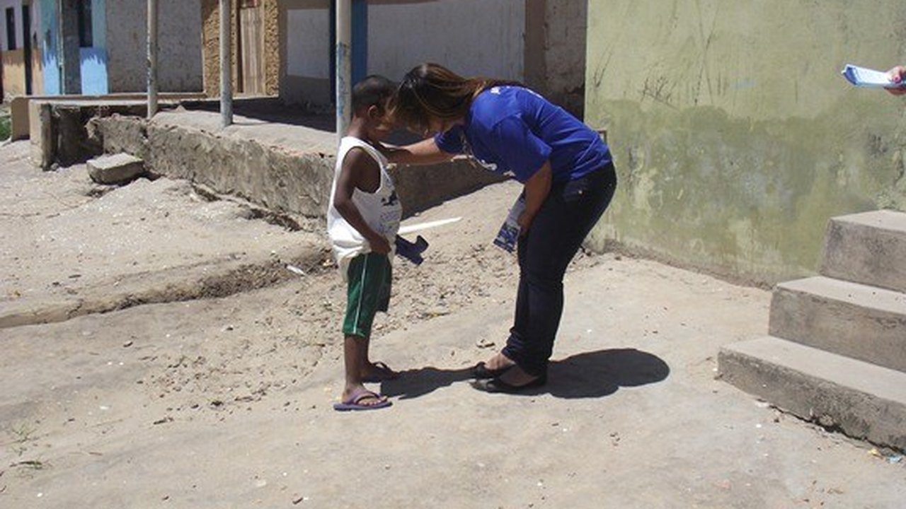 Anjos da Paz levam atividades de prevenção às drogas para Fernão Velho