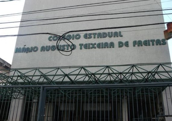 Estudante solta bomba junina em escola e três ficam feridos na correria