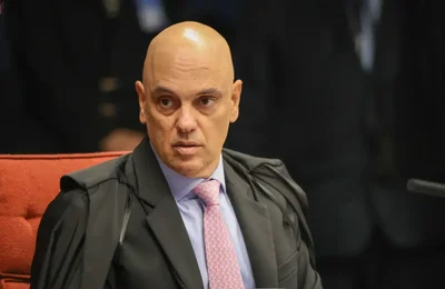 Moraes: não há dúvida sobre tentativa de golpe; Bolsonaro era líder