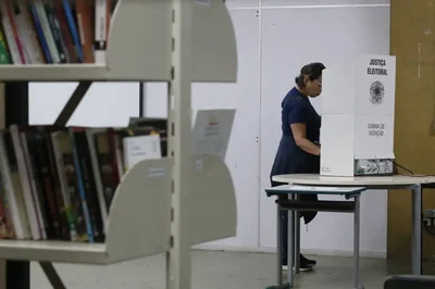 Unidades da Justiça Eleitoral seguem funcionando para emissão de certidões e segunda via de título
